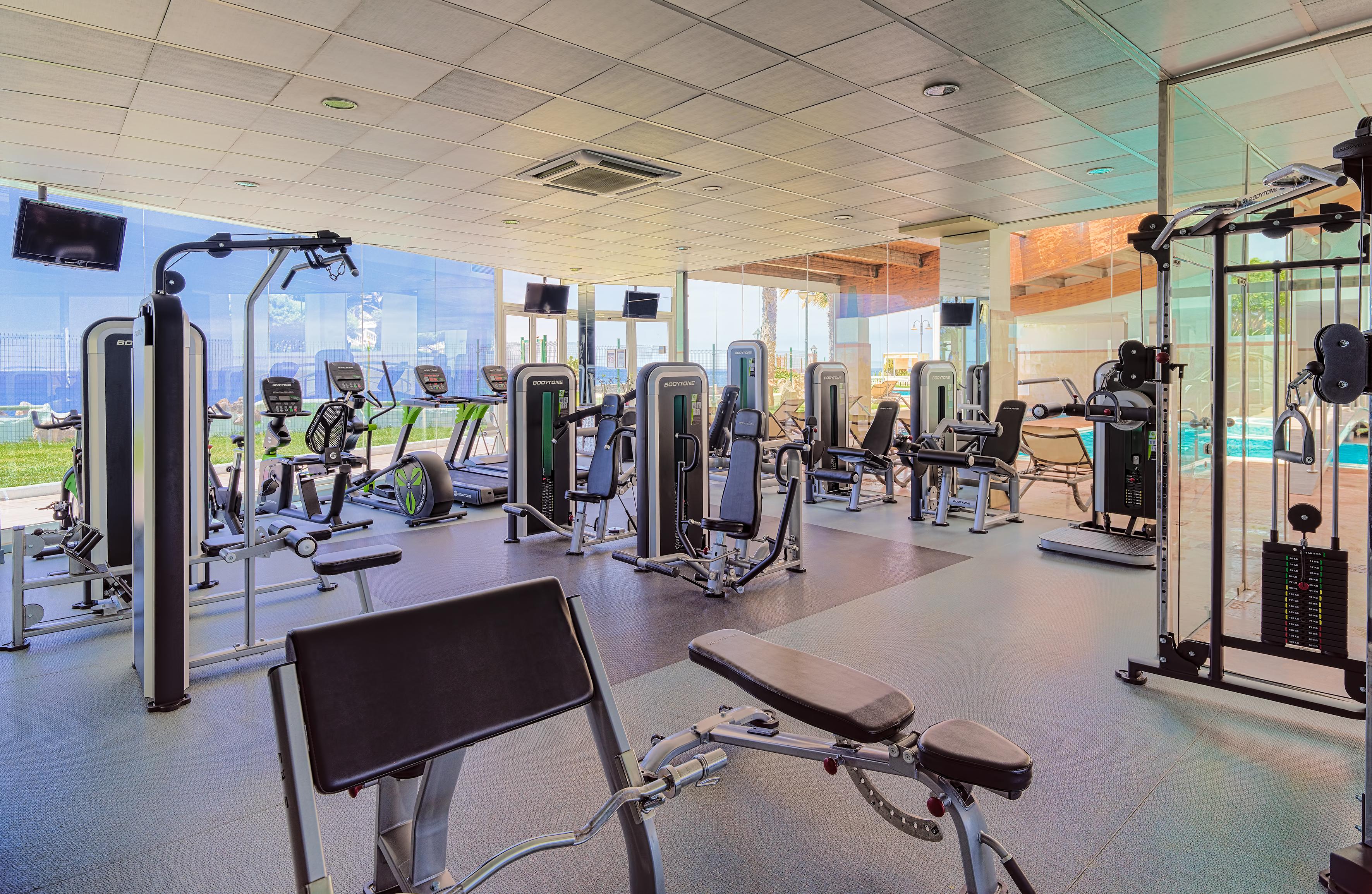 H10 Rubicon Horizons Collection (Adults Only) Hotel Playa Blanca  Ngoại thất bức ảnh The gym at the hotel